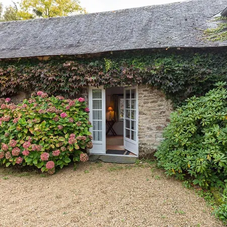 Vacation With Garden In Loire Holiday home *